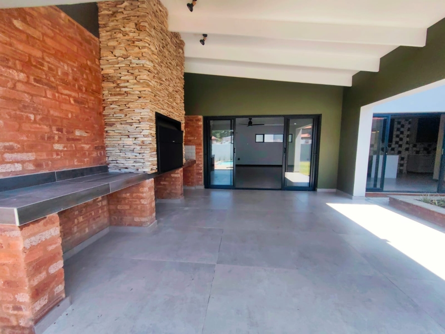 3 Bedroom Property for Sale in Grimbeeck Park North West